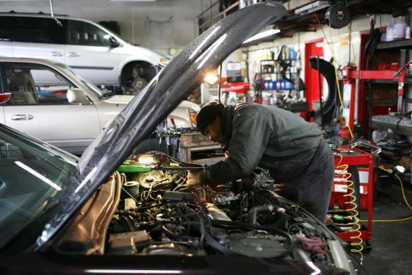 Major Automakers See U.S. Sales Plunge In December