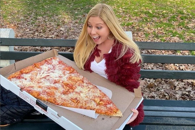 Where Can You Buy The Largest Slice Of Pizza In New York State?