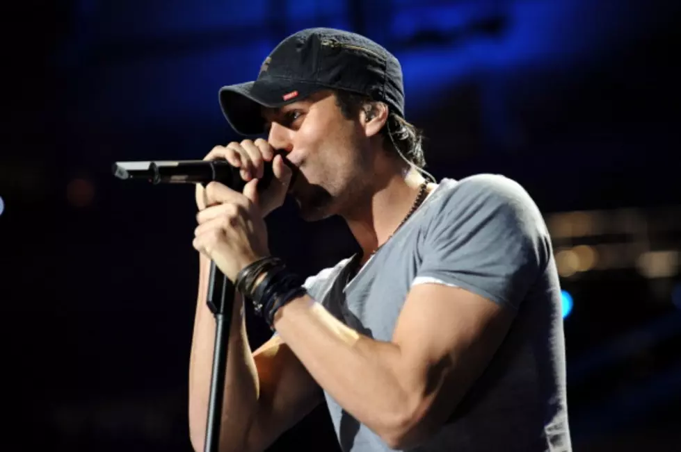 No Bodyguard For Enrique Iglesias