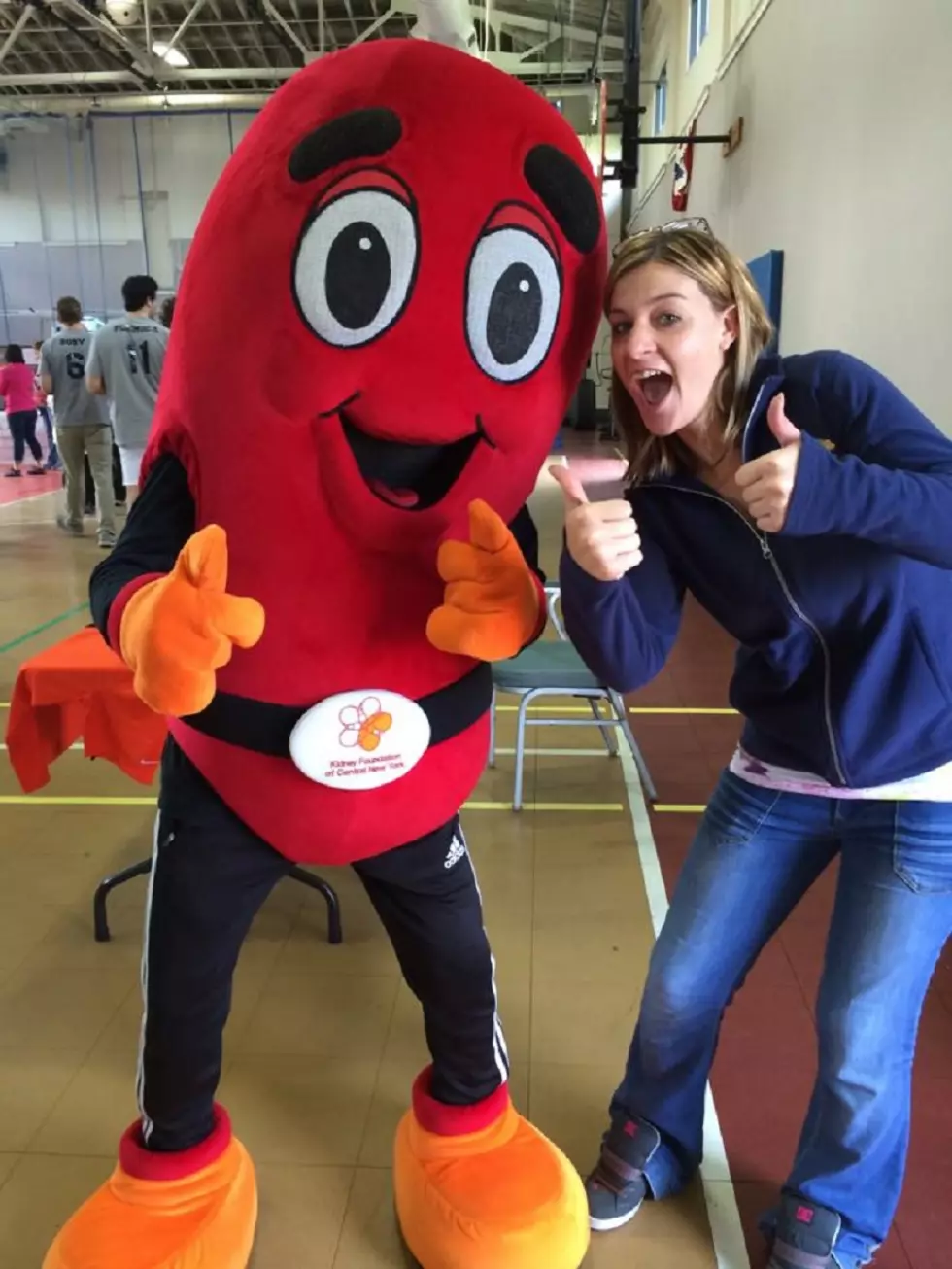 Naomi Lynn Posing with Sidney the Kidney