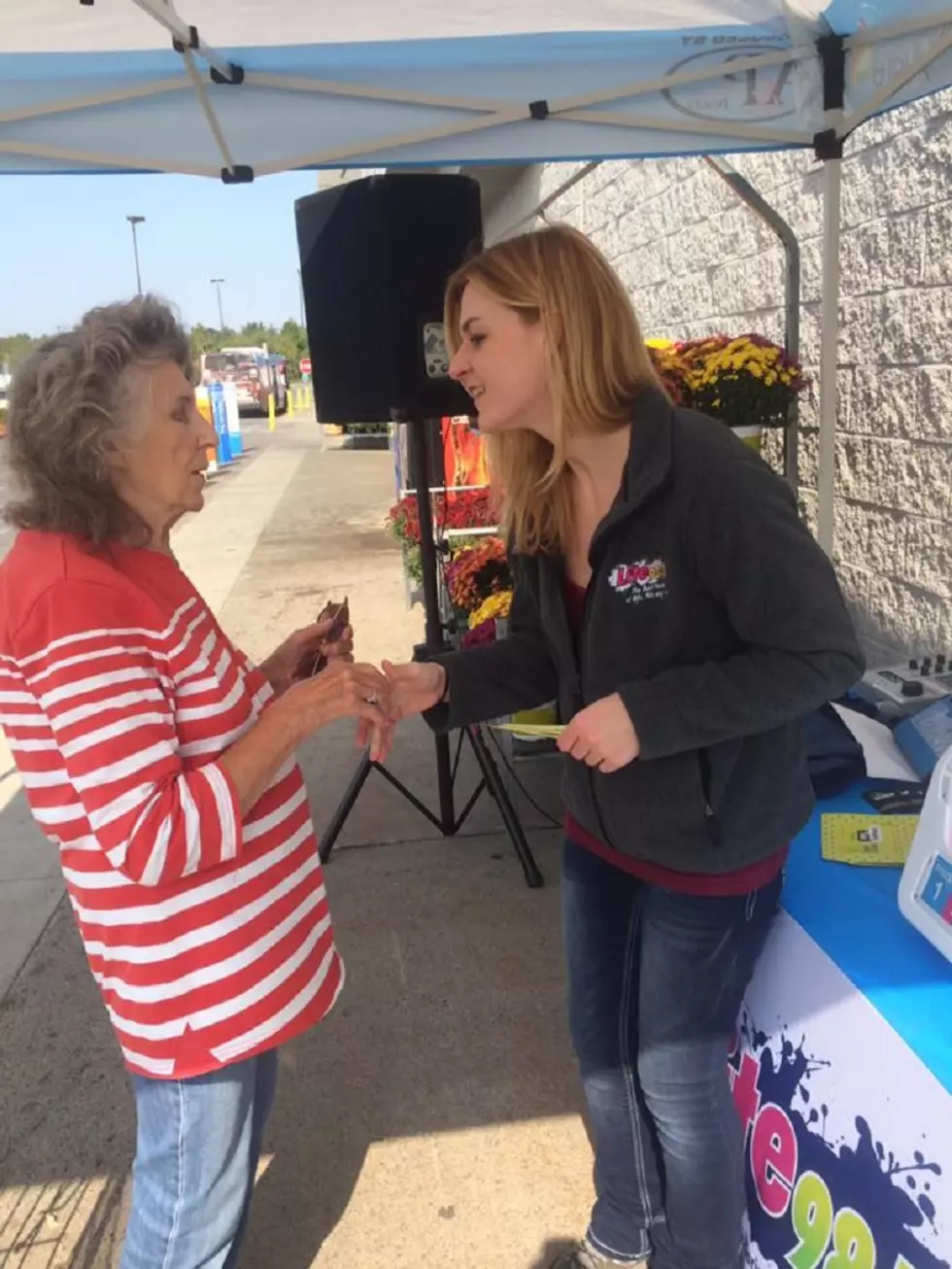Naomi Lynn Talking to a Lite Listener During a Remote