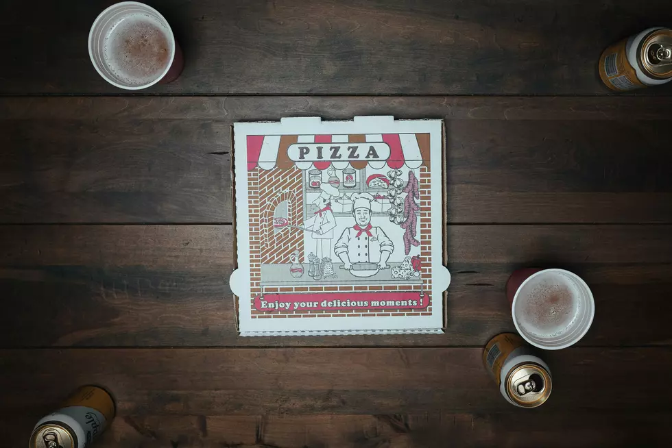 This NY Pizzeria Is Going Viral for a Thanksgiving Pizza Packed With Turkey, Stuffing, and Cranberry Sauce